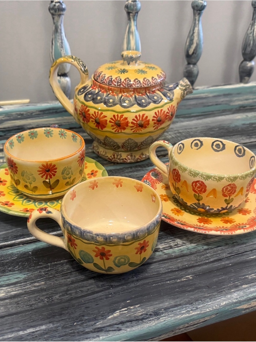 Hand-Painted Modigliani Via Condotti Roma Tea Pot w/3 cups and 2 saucers
